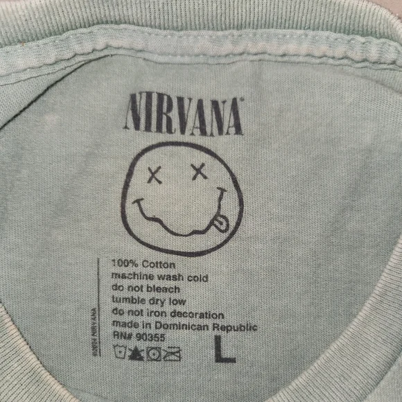 Nirvana Iconic Smiley Face T-Shirt - Size Large - Distressed Sage Green - Picture 4 of 4